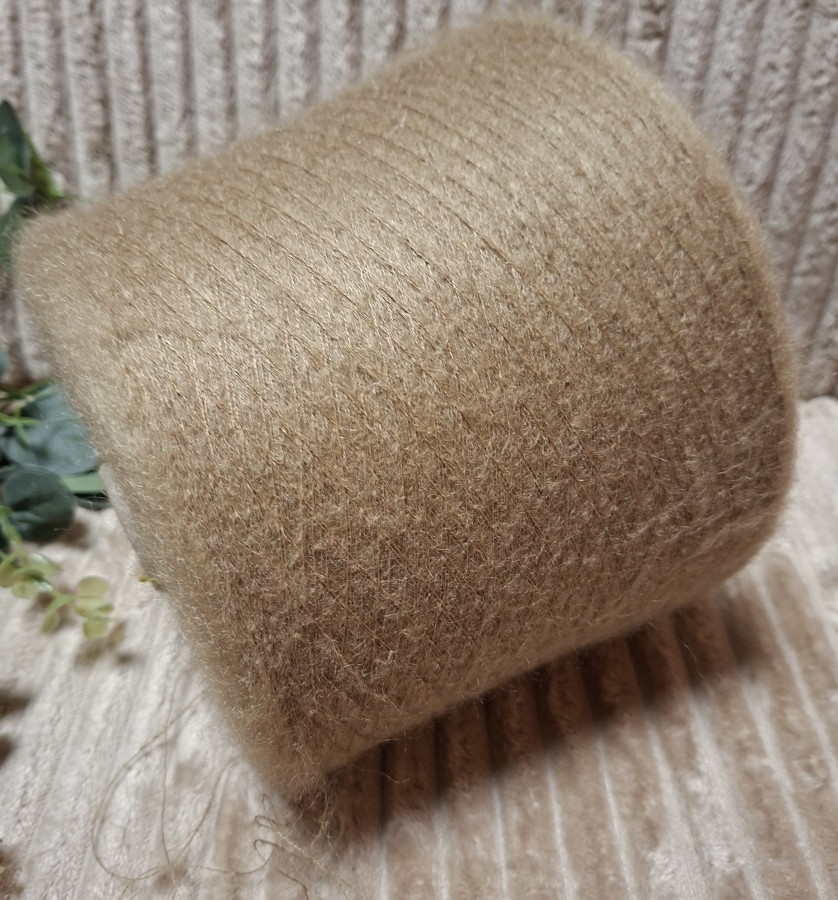 Moherio siūlai – itin ploni ir prabangūs (50 g)