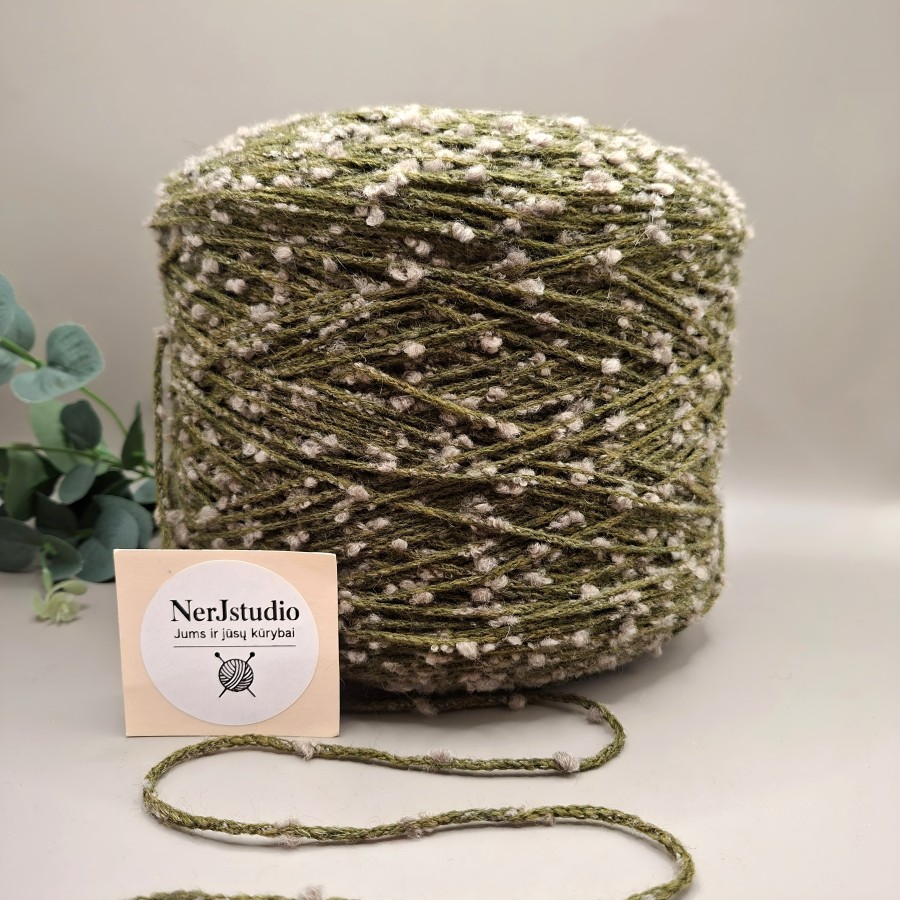Pusvilnės siūlai su burbuliukais – samaninė chaki BUFALO (100 g) Pusvilnės siūlai su burbuliukais – samaninė chaki BUFALO (100 g)