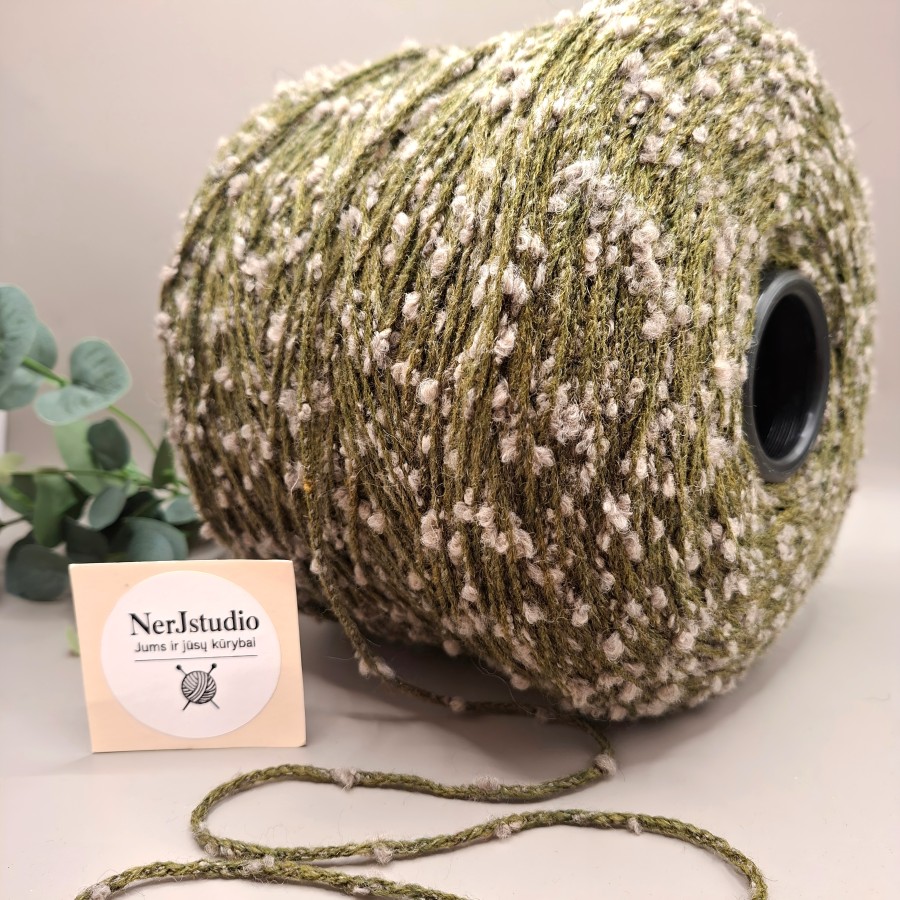 Pusvilnės siūlai su burbuliukais – samaninė chaki BUFALO (100 g) Pusvilnės siūlai su burbuliukais – samaninė chaki BUFALO (100 g)