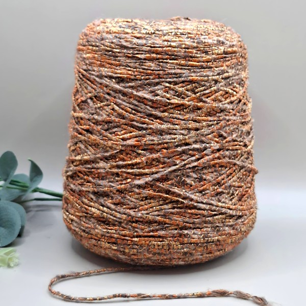 Medvilnė ir viskozė – blizgūs siūlai su aukso gija AVENUE (100 g)