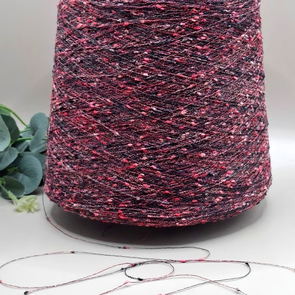 Medvilnės siūlai – melanžiniai, su pumpurėliais (100 g)