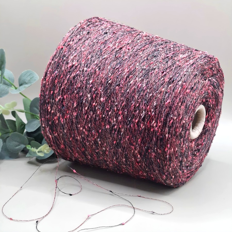 Medvilnės siūlai – melanžiniai, su pumpurėliais (100 g)