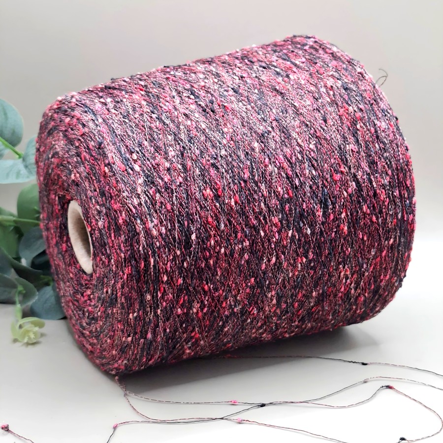 Medvilnės siūlai – melanžiniai, su pumpurėliais (100 g)