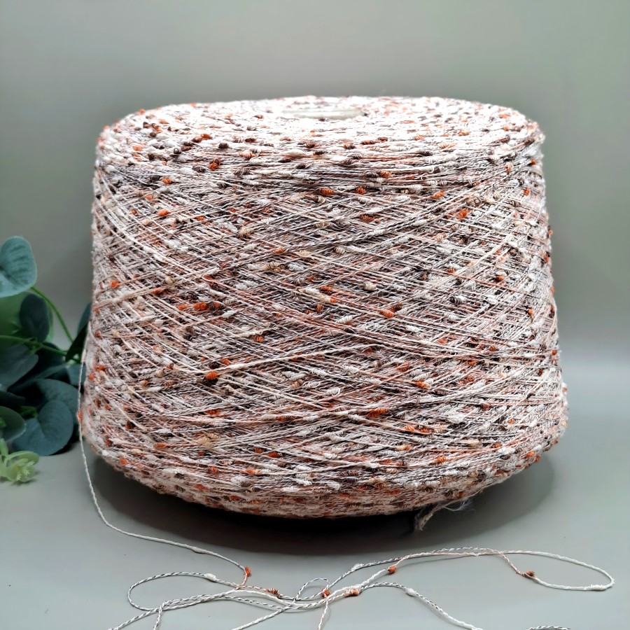 Medvilnės siūlai – tweed, su pumpuriukais (100 g) Medvilnės siūlai – tweed, su pumpuriukais (100 g)