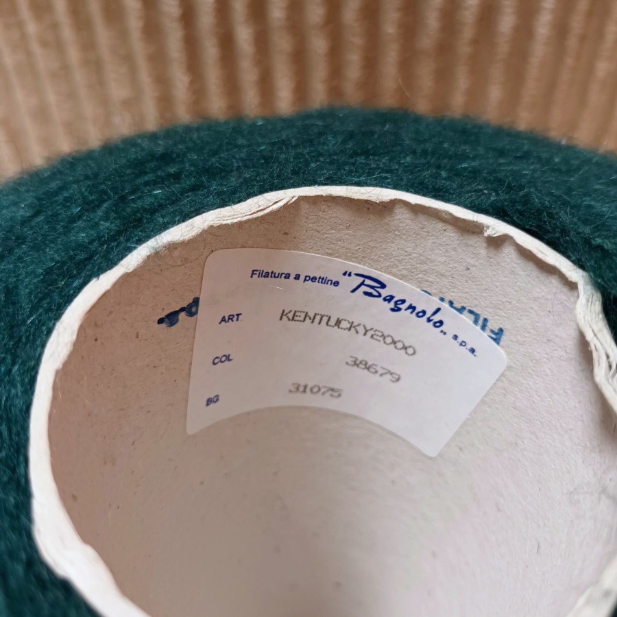 Pusvilnės siūlai – šilti ir minkšti (280 g)