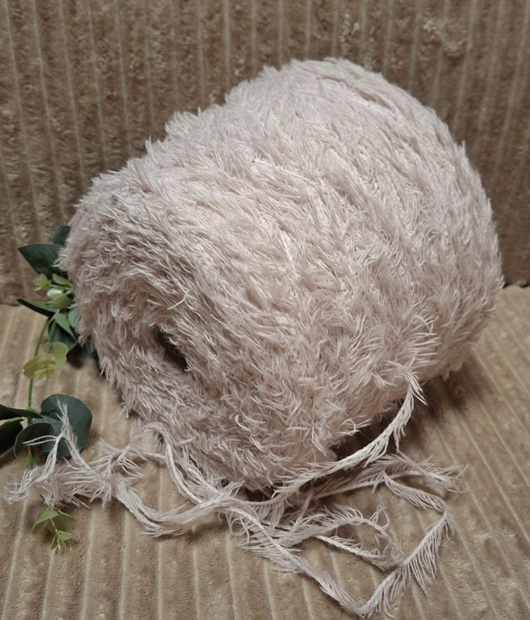 „Žolytės“ siūlai – pūkuoti kreminiai (100 g)