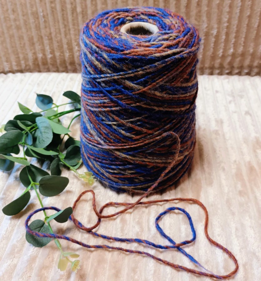 Melanžiniai pusvilnės siūlai – švelnūs ir šilti (100 g)