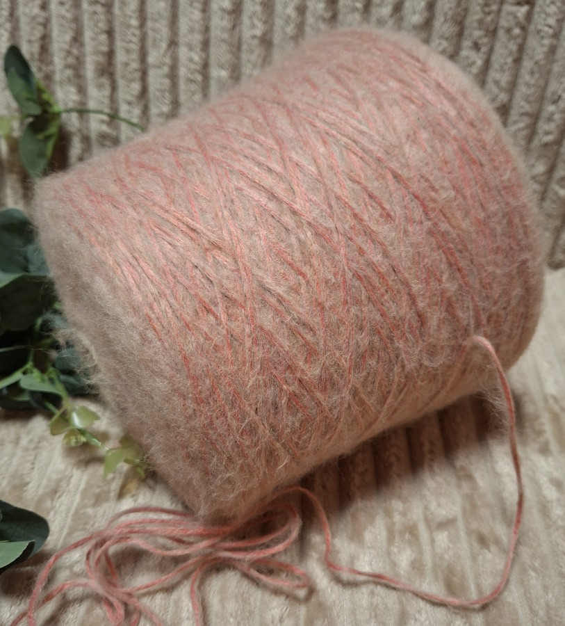 Pusvilnės siūlai – kapučino su rausvu atspalviu (100 g)