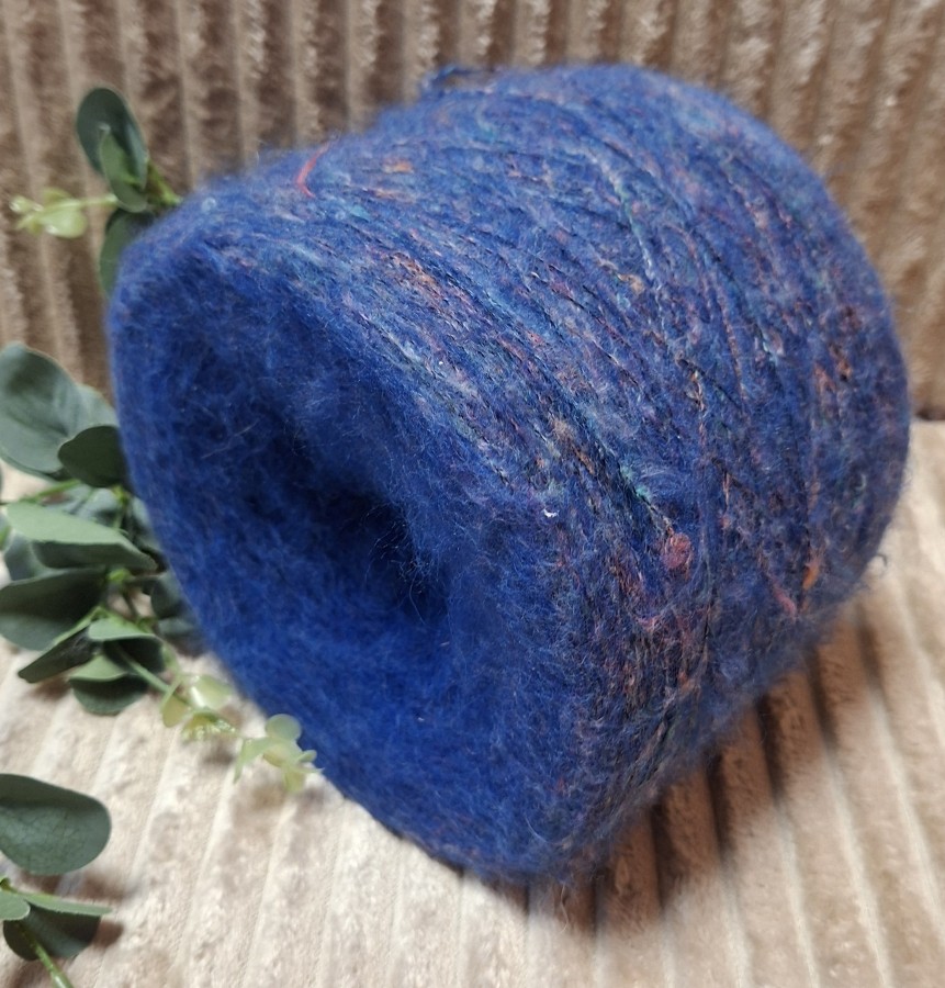 Melanžinė pusvilnė – lengvi ir tekstūriniai siūlai (450 g)