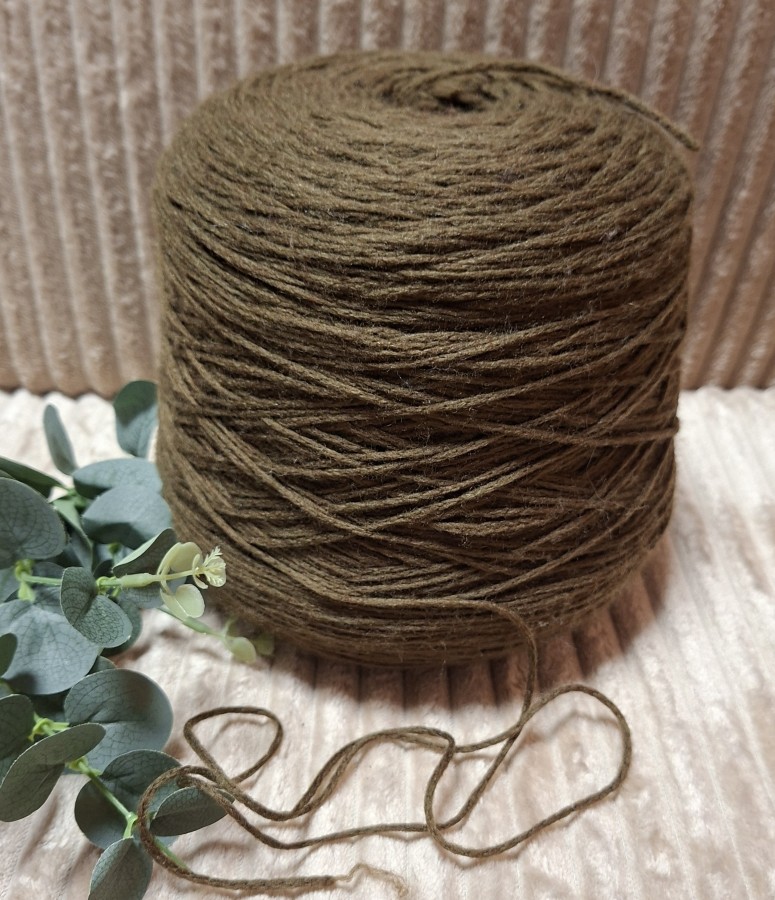 Pusvilnės siūlai – samaninės rudos spalvos (100 g)