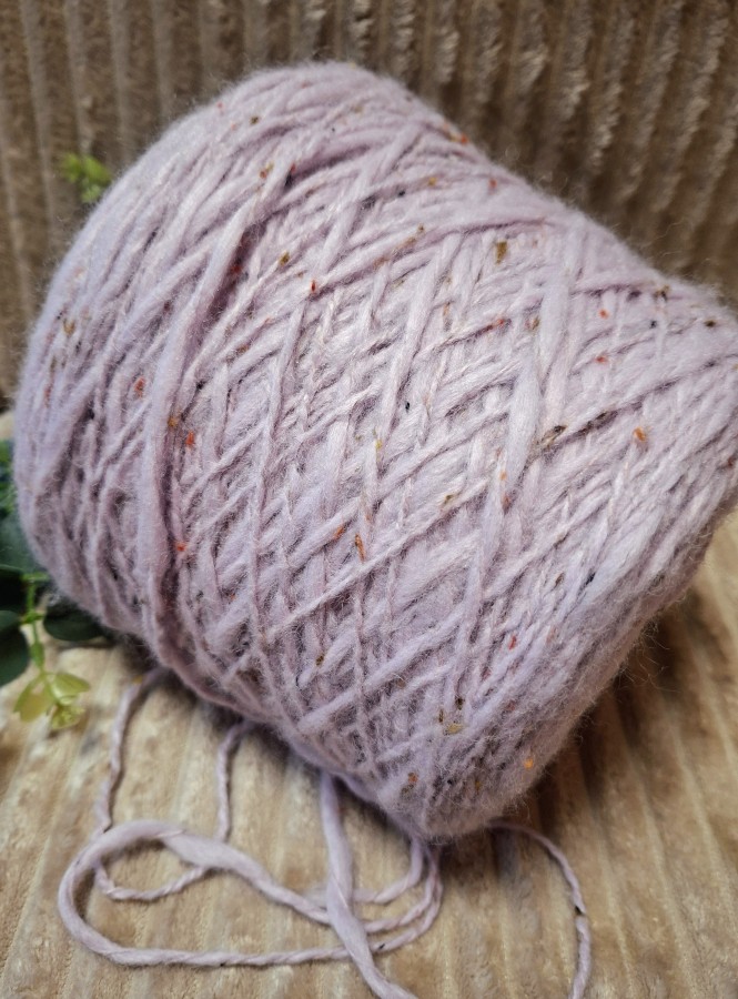 Pusvilnės siūlai – su tvido efektu (100 g)