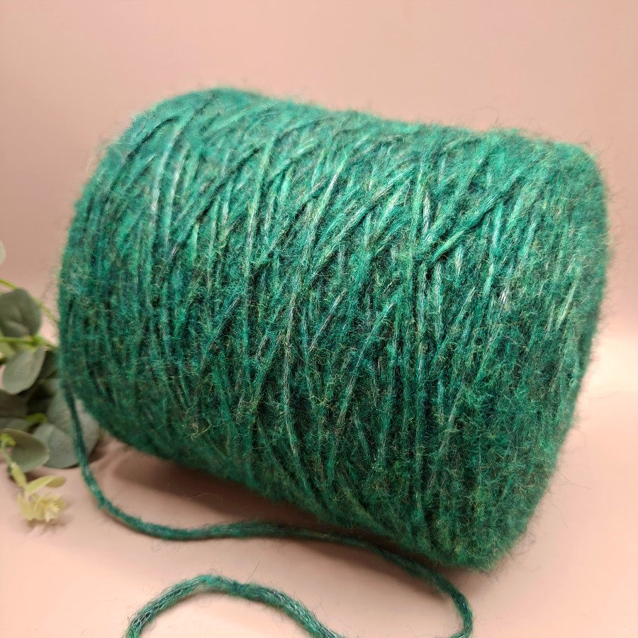 Siūlai su alpaka ir vilna – pūkuota žalia virvelė PALMA (100 g) Siūlai su alpaka ir vilna – pūkuota žalia virvelė PALMA (100 g)