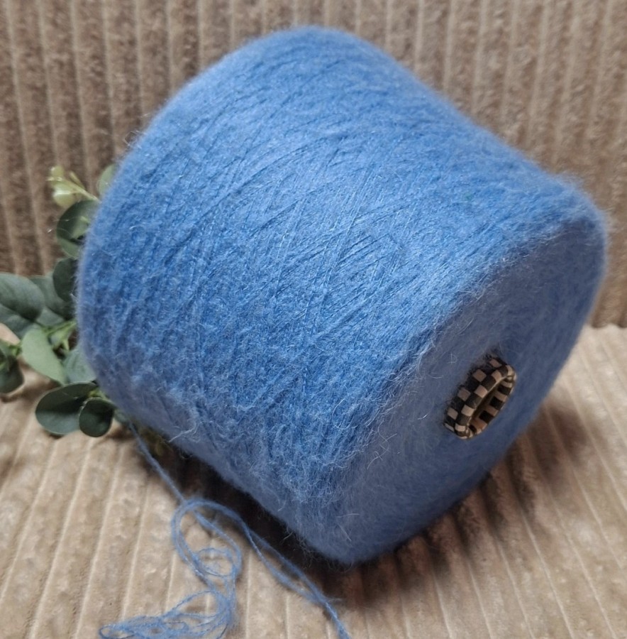 Siūlai su alpaka – lengvi ir purūs (100 g)