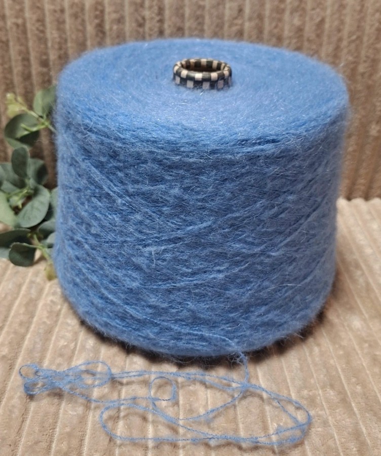 Siūlai su alpaka – lengvi ir purūs (100 g)