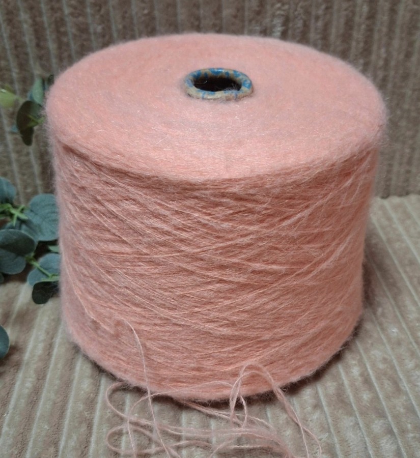 Siūlai su alpaka – švelnūs ir purūs (100 g)