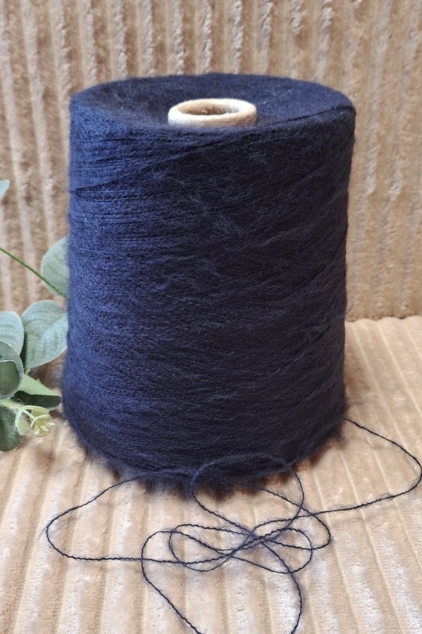 SIŪLAI SU ALPAKOS VILNA – ŠVELNŪS (100 g)