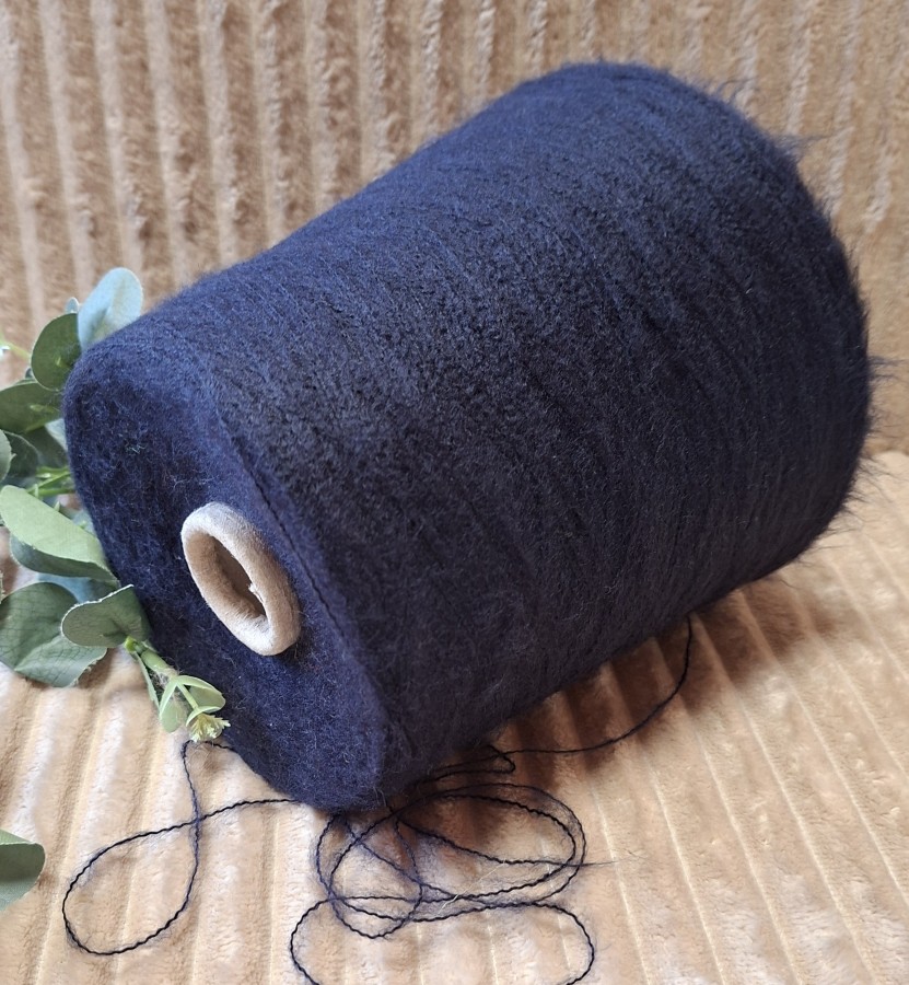 SIŪLAI SU ALPAKOS VILNA – ŠVELNŪS (100 g)