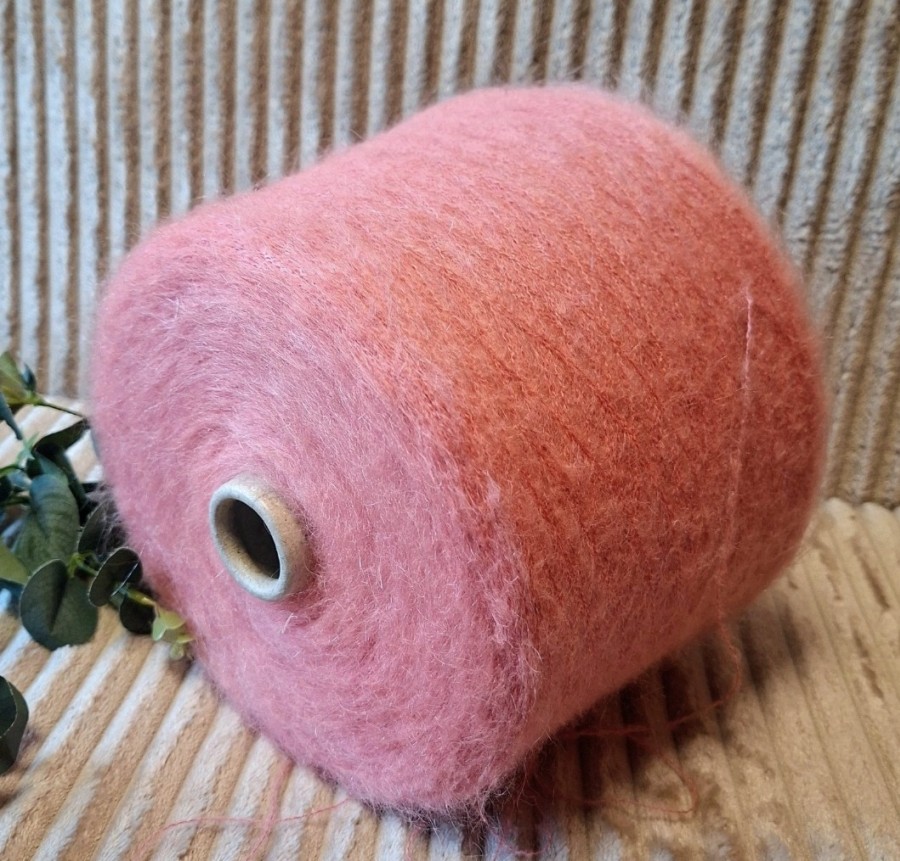 Moherio siūlai – purūs ir lengvi (100 g)