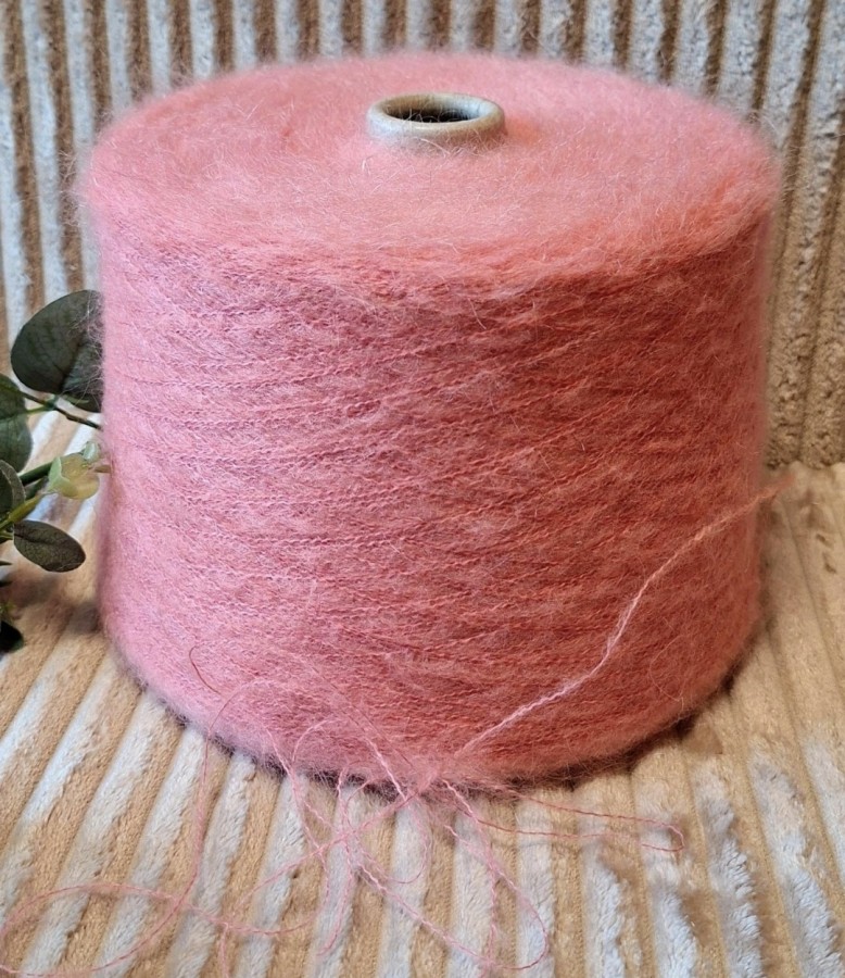 Moherio siūlai – purūs ir lengvi (100 g)