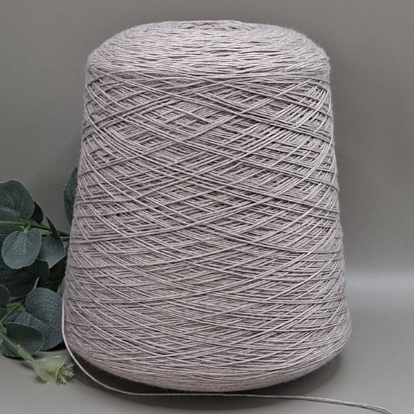 Superfine vilnos siūlai – šviesiai pilkšvai rusvi, lygūs ir tvirti SUDWOLLE SOMERSET (100 g)