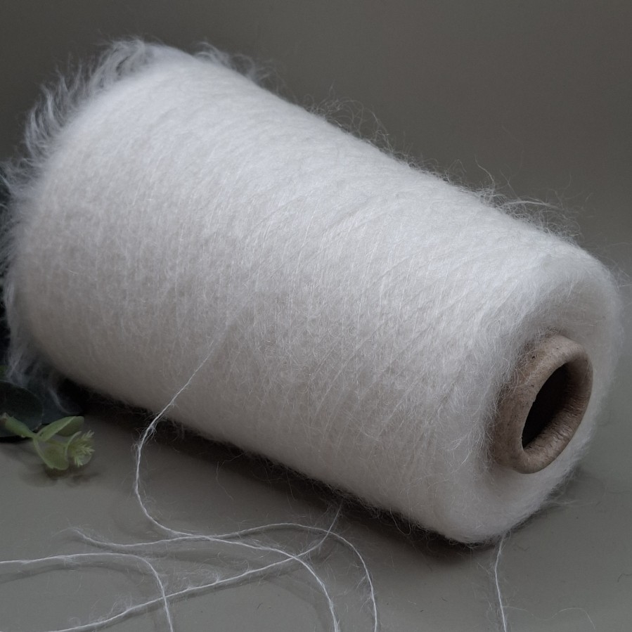 Super Kid Mohair siūlai – itin švelnūs ir pūkuoti AURORA (50 g)
