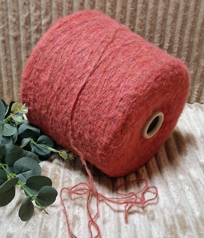 Siūlai su alpaka ir merino vilna – švelnūs ir purūs (100 g)