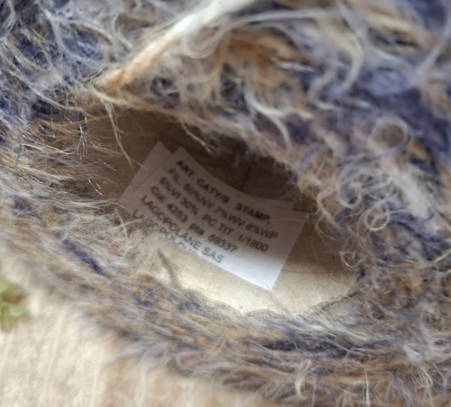 Tekstūriniai siūlai „žolytė“ su merino vilna ir alpaka – melanžiniai (50 g)