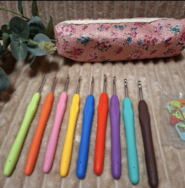 Vašelių rinkinys su dėkliuku – patogus ir universalus