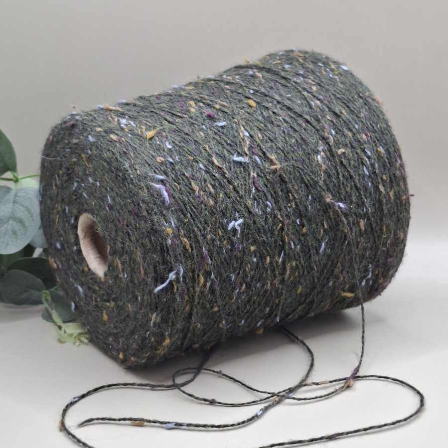 Vilnos siūlai – tvido efekto, tamsiai žali (100 g) Vilnos siūlai – tvido efekto, tamsiai žali (100 g)
