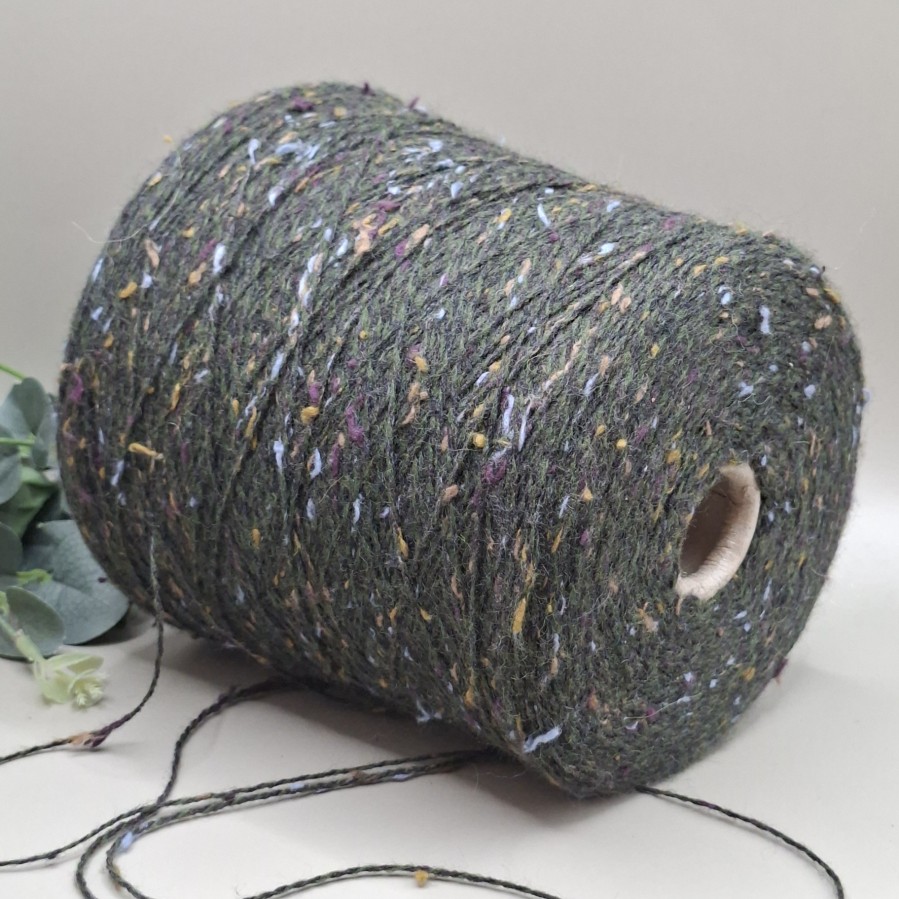 Vilnos siūlai – tvido efekto, tamsiai žali (100 g) Vilnos siūlai – tvido efekto, tamsiai žali (100 g)
