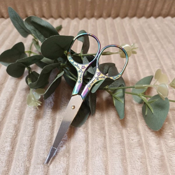 Vintažinio stiliaus žirklutės