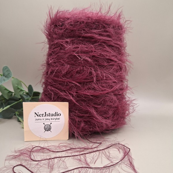 „Žolytės“ siūlai – pūkuoti bordo CUT (100 g)