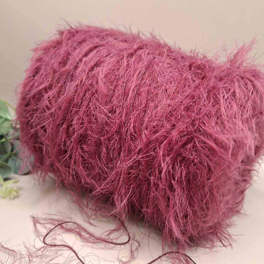 „Žolytės“ siūlai – pūkuoti bordo CUT (100 g)
